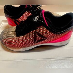 EUC Reebok “Nano” CrossFit Shoe (W 7.5)
